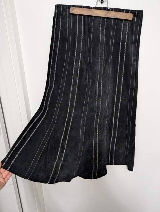 Danier Dresses & Skirts - Vintage Danier 90's Suede Skirt Genuine Leather Black High Waist Midi Pinstripes